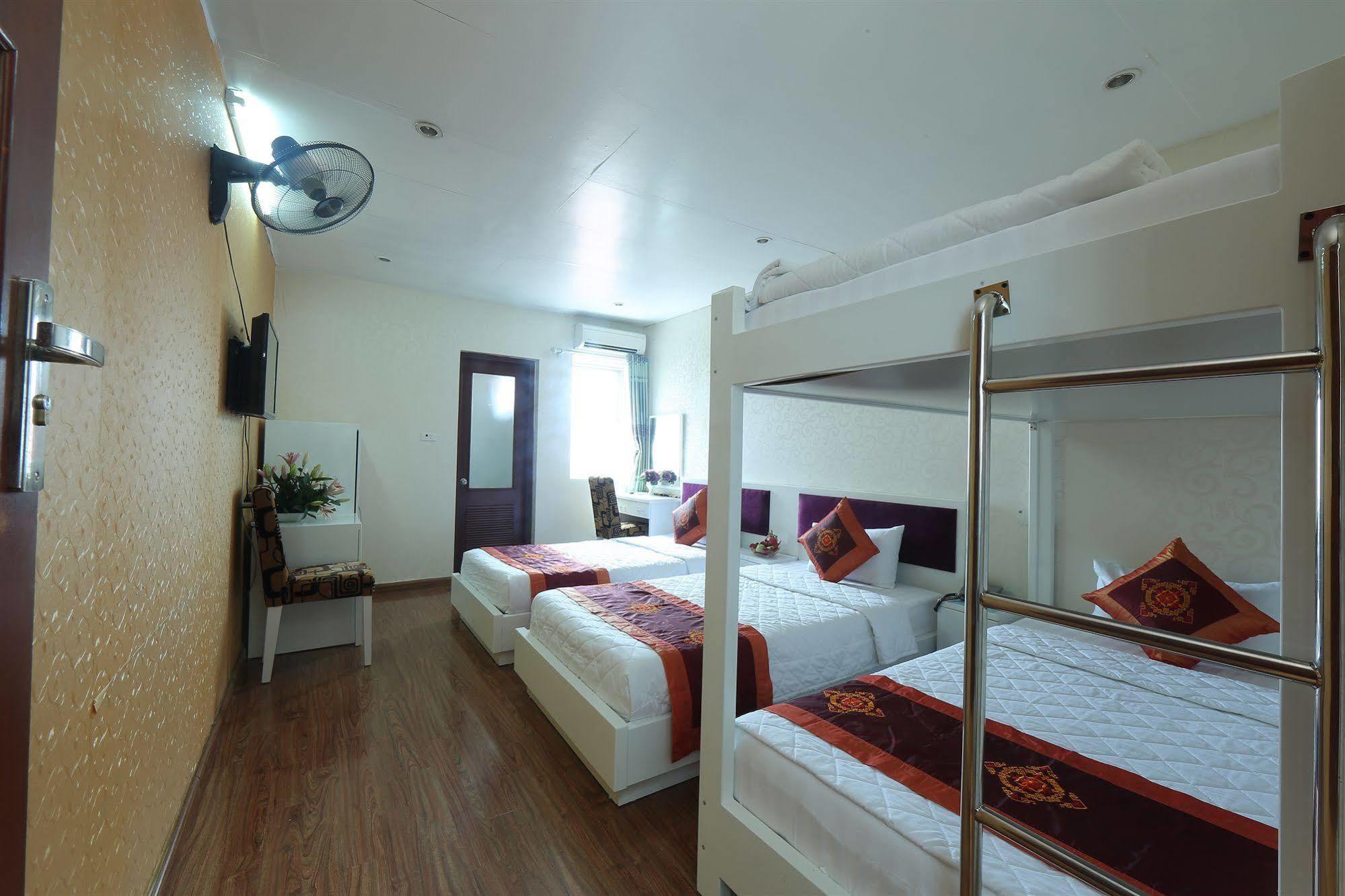 Little Hanoi Hostel Экстерьер фото